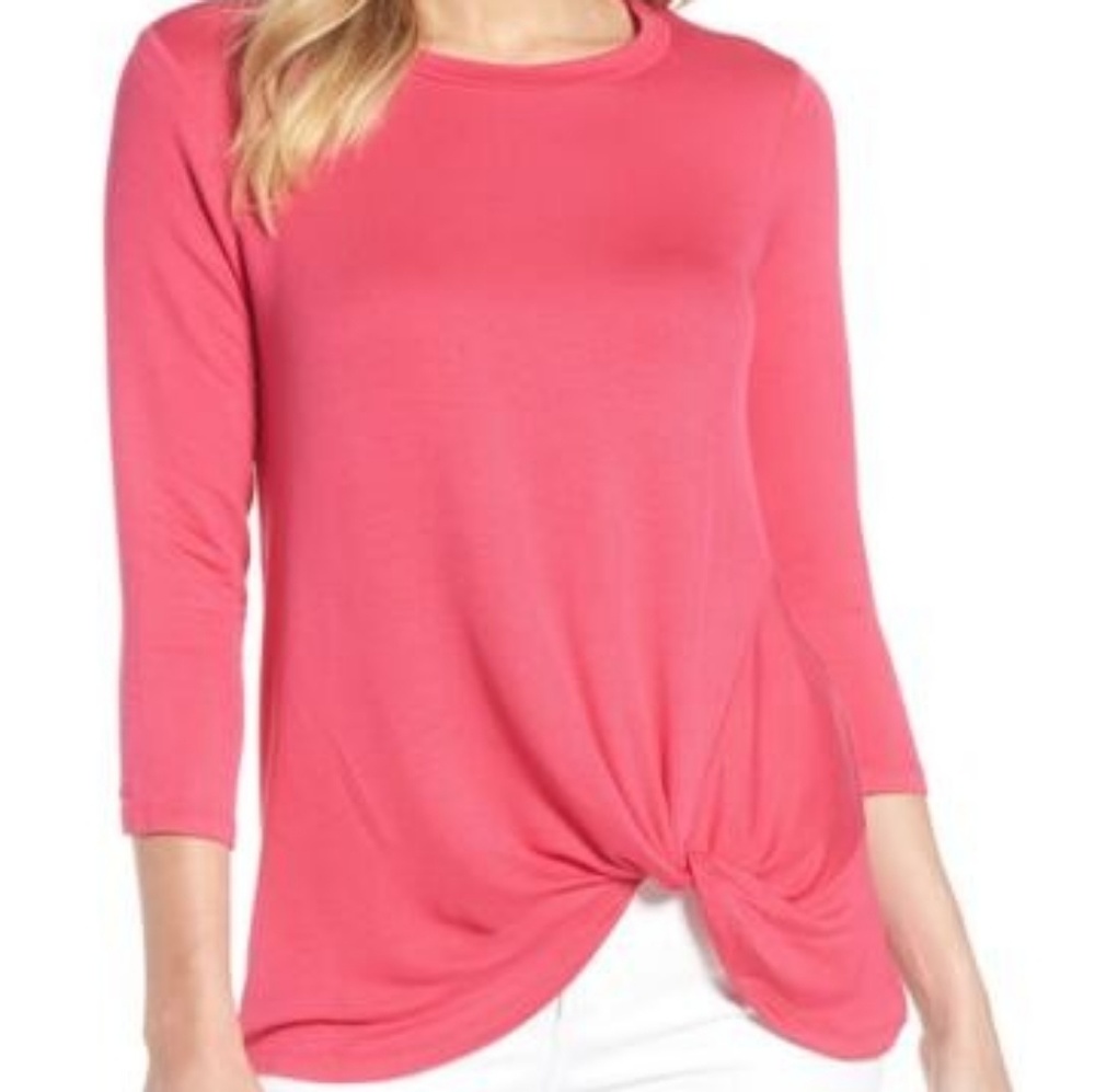 Lightweight Twist Hem Top